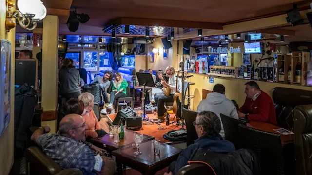 Le Mash Pook - Le Mash Restaurant