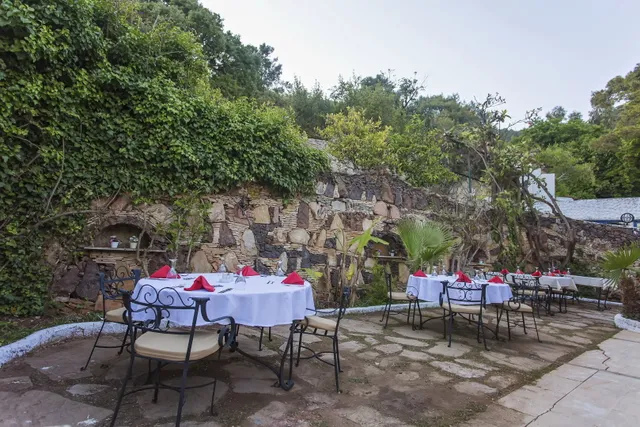 Paradise Garden Hotel