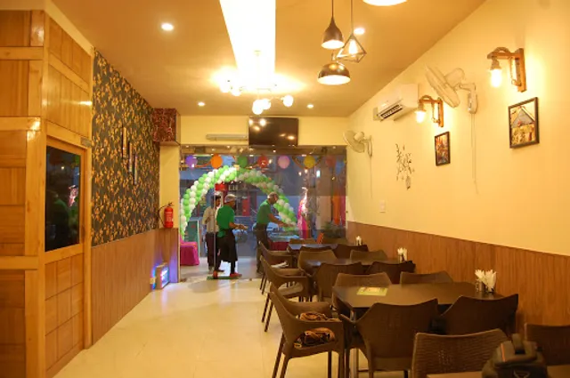 Chaat Ka Chaska (Powered By Brewbakes)