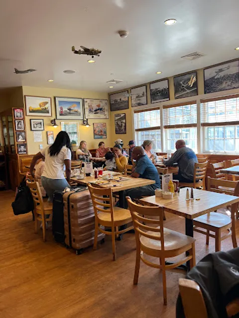 Crosswinds Restaurant