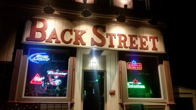 Machelle's Back Street