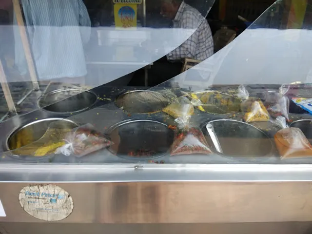 Sri Sai Vijaya Veg & Non Veg Food Parcel Counter