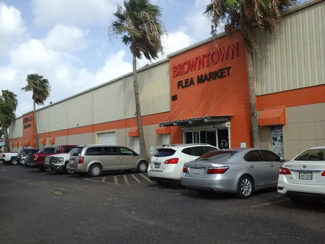 BROWNTOWN FLEA MARKET