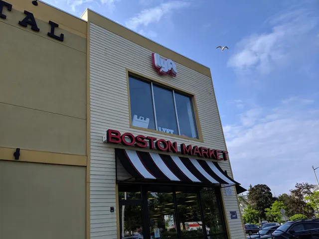 Wellington Circle Plaza