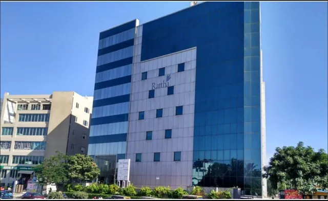 The Townhall OMR Thoraipakkam | Hotel Rooms in OMR