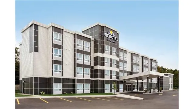 Microtel Inn & Suites by Wyndham Val-d Or