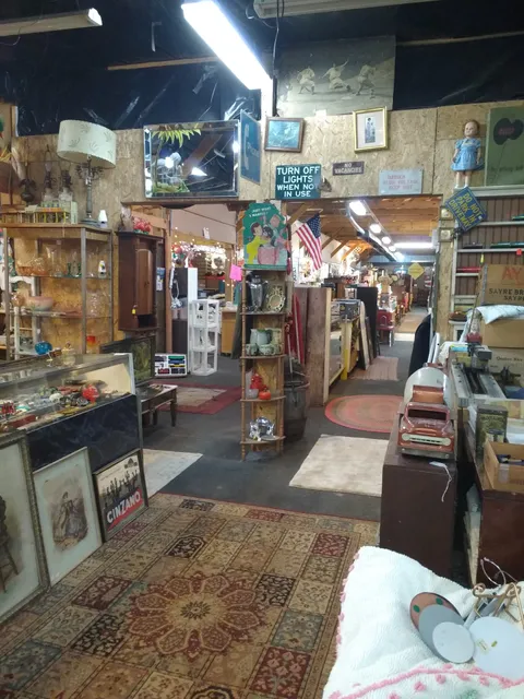 Tioga Downs Antique Marketplace