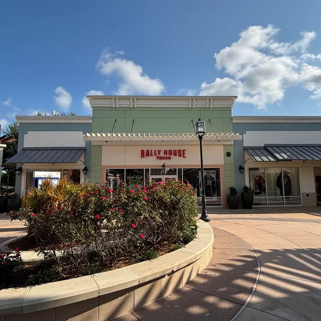 Rally House Houston Outlets