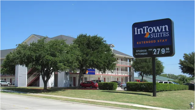 InTown Suites Extended Stay Lewisville TX - Valley View Dr