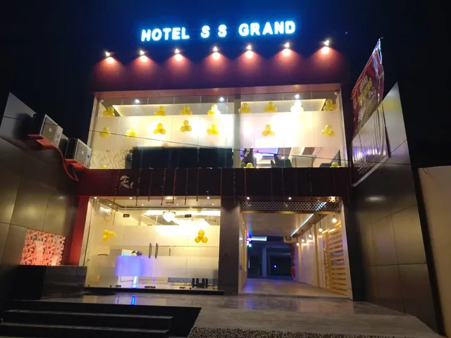 Hotel S S Grand & Multi Cuisine Restaurant