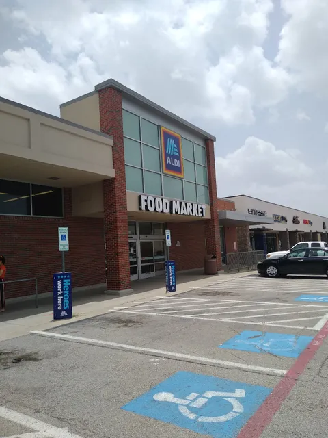 Preston Alpha Shopping Center