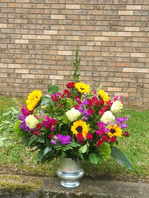 Blessa's Florist & Gift Shop