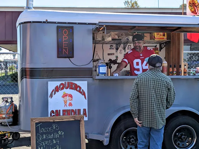 The MoJoSales Flea Market