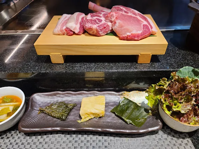 제주신화월드 제주선 더블랙 JEJU SHINHWA WORLD JEJUSEON THE BLACK