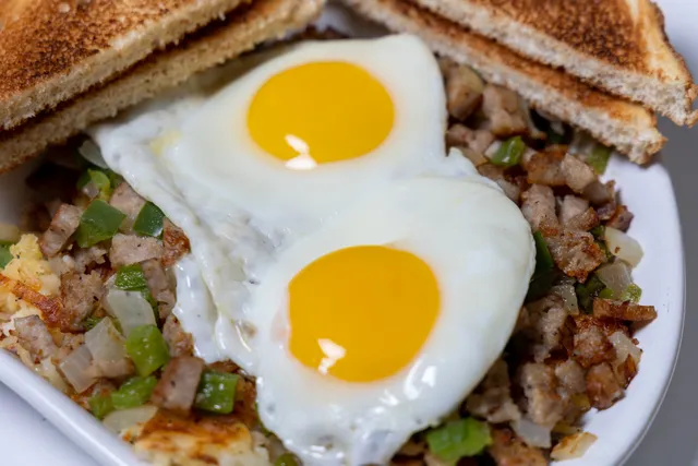 Joni's Restaurant & Catering