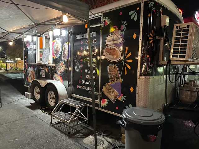 Taco’n Madre Food Truck