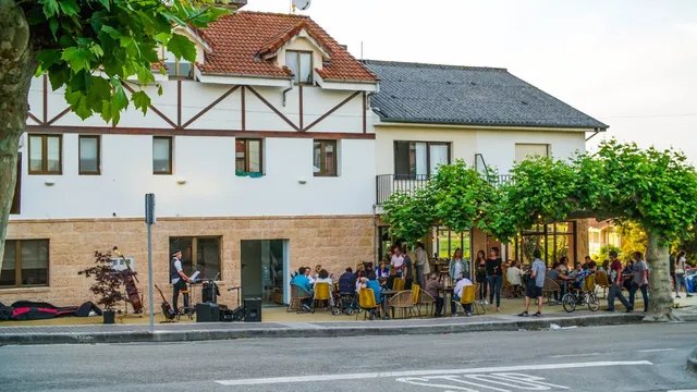 Loredo Surf Fin House