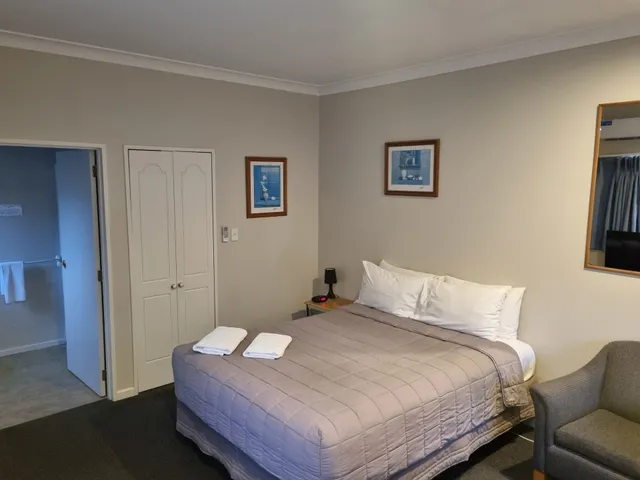 Airport Birches Motel