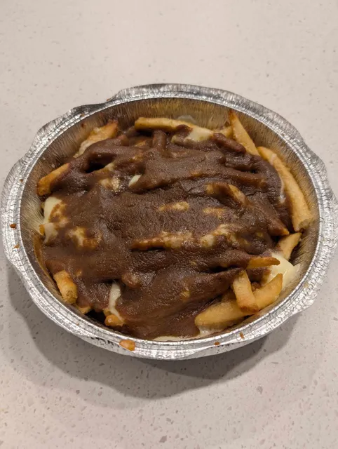 Poutinerie Québecurds