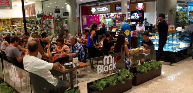 Mr. Black Cafe Gourmet