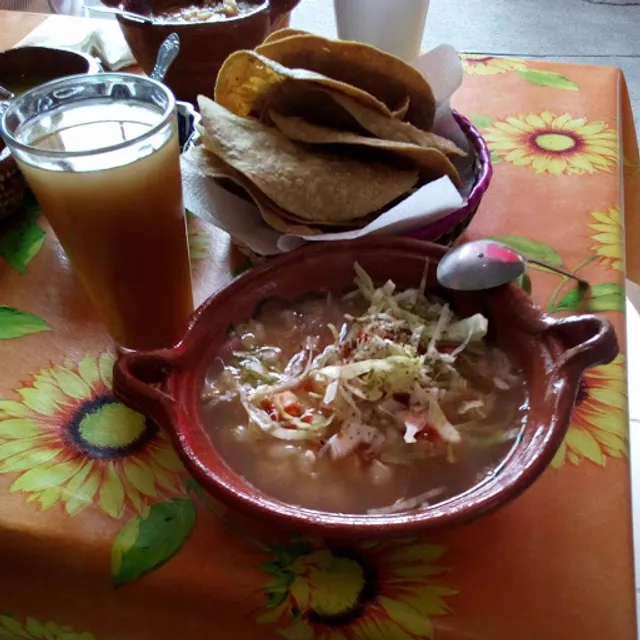Pozole Chabelita Tenayo