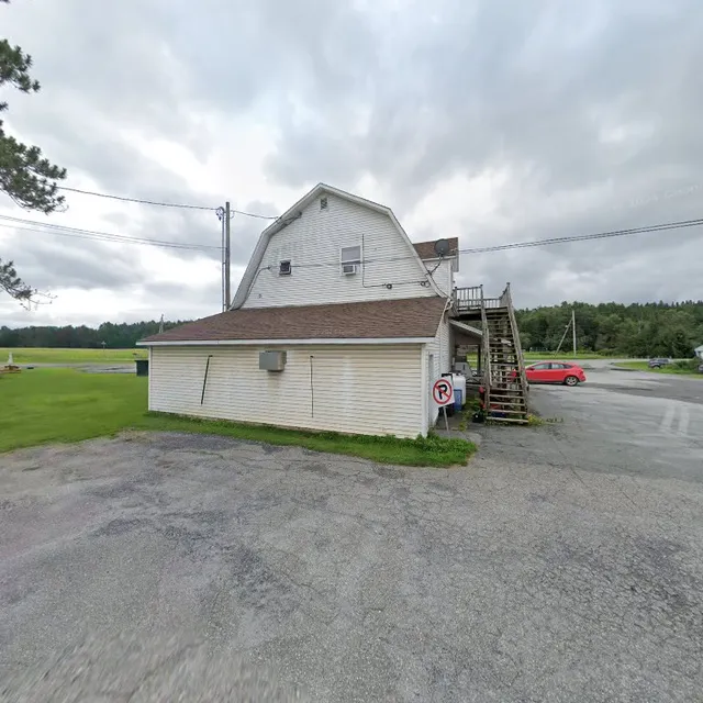 D & L Beverage & Deli