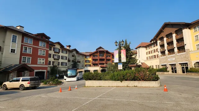 Sun Peaks Village