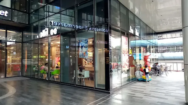 Jollibee - Spark Place Cubao