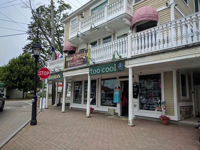 Maine-ly Drizzle, Kennebunkport, ME and Ogunquit, ME (Ogunquit closed Monday & Tuesday)