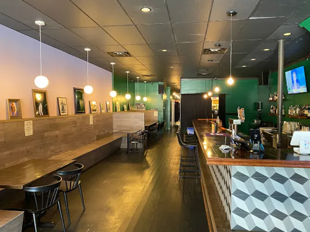 Lucky's Cheesesteak & Sub Shop