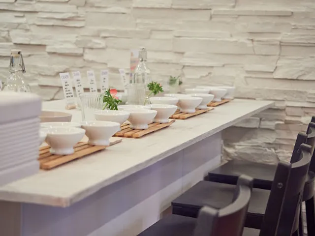 OKAERI Té & Comida Sabrosa