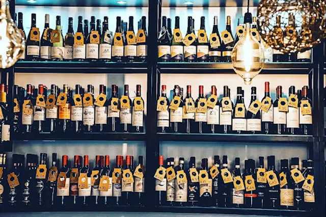 Vineria Vignola (cucina e salumeria)