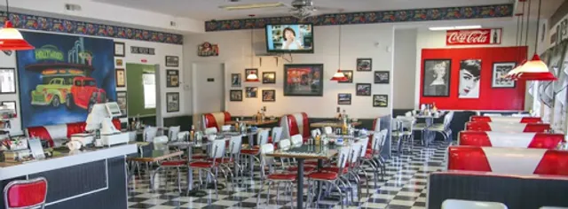 Hollywood Family Café & Catering