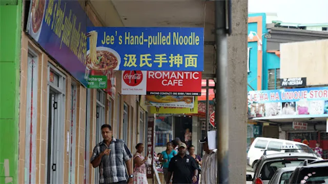 Jee's Noodles