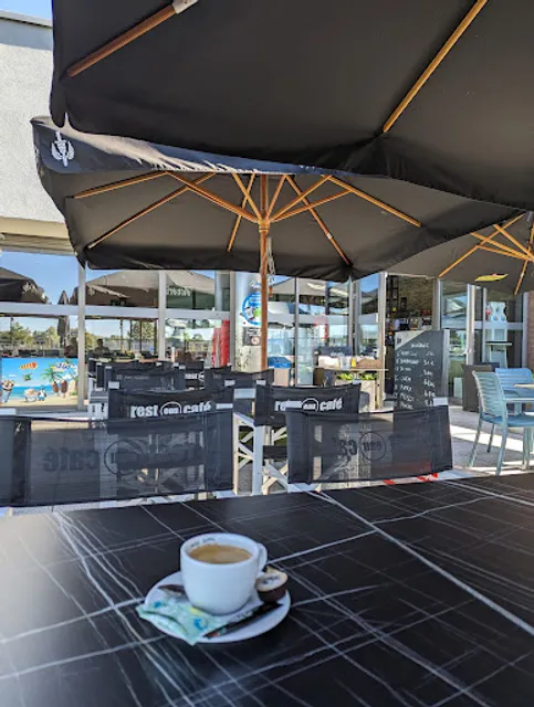 Rest-Eau-Cafe