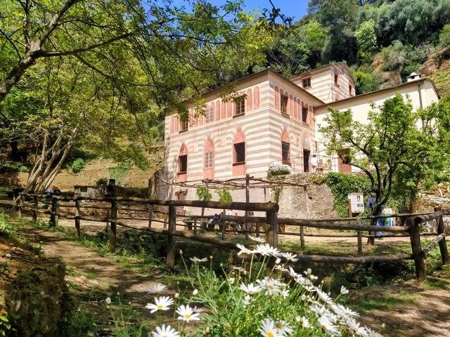 L'Eremo - Rifugio escursionistico nel Parco di Portofino