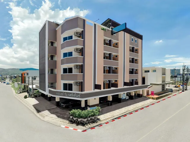 Corner one residence & hotel