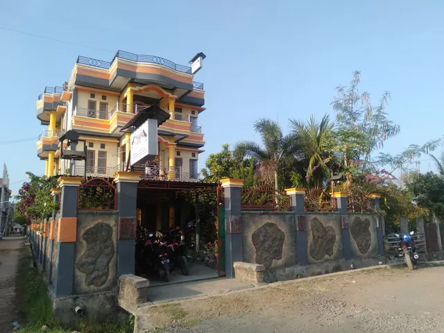 RedDoorz @ Jalan Serenaru Labuan Bajo