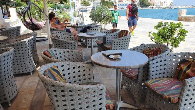 SKOPELOSRESTAURANTS.COM