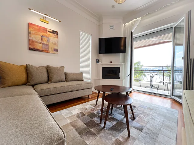 Casa Bianca Kastoria Luxury Lakefront 2Br 2Ba apartment - Airbnb