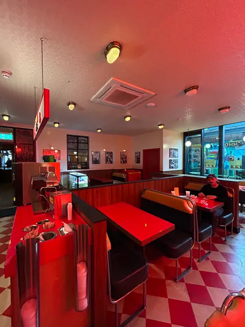 WOWBURGER Thomas Street