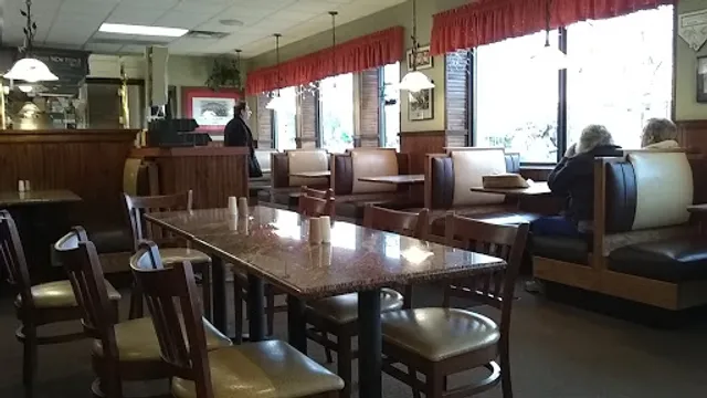 Athens Pizza & Family Restaurant