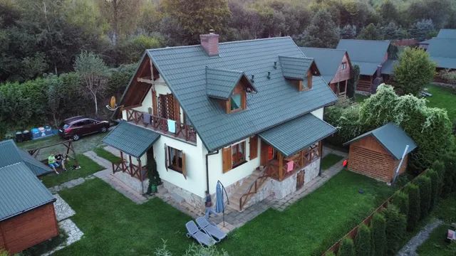 Leśny Zakątek, Domki nad Soliną Kaszuba M.