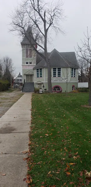 Millett Auction House & Market