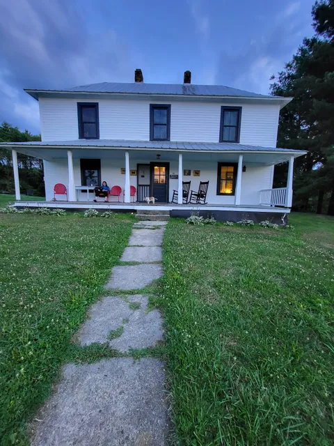 Morningside Farmhouse and Meadows