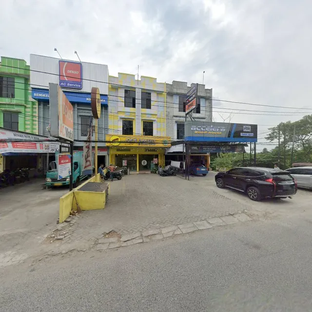 Ulee Kareng Kedai Locale