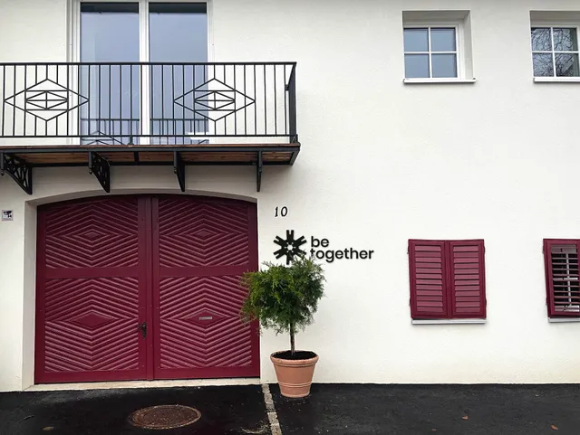 Kaiser´s Hof "be together"