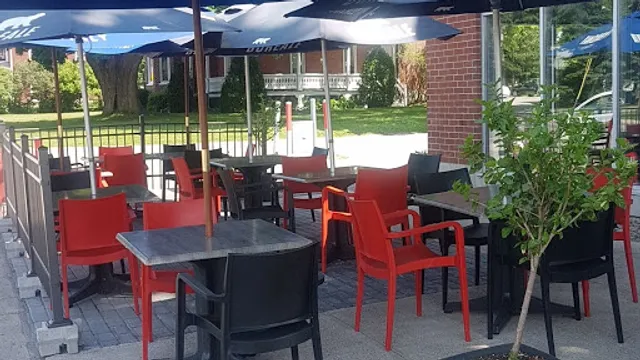 Restaurant La Belle Princesse Inc