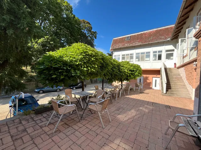 Kiss Villa Bed and Breakfast