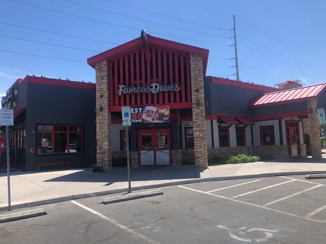Famous Dave's Bar-B-Que